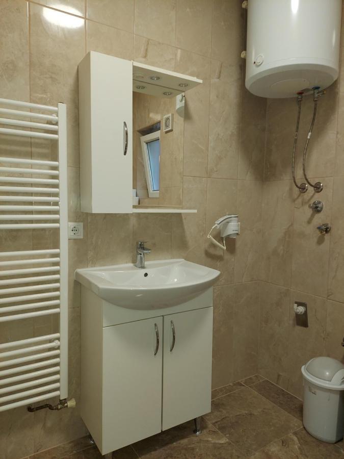 Prekounje Apartment Bihac Bagian luar foto