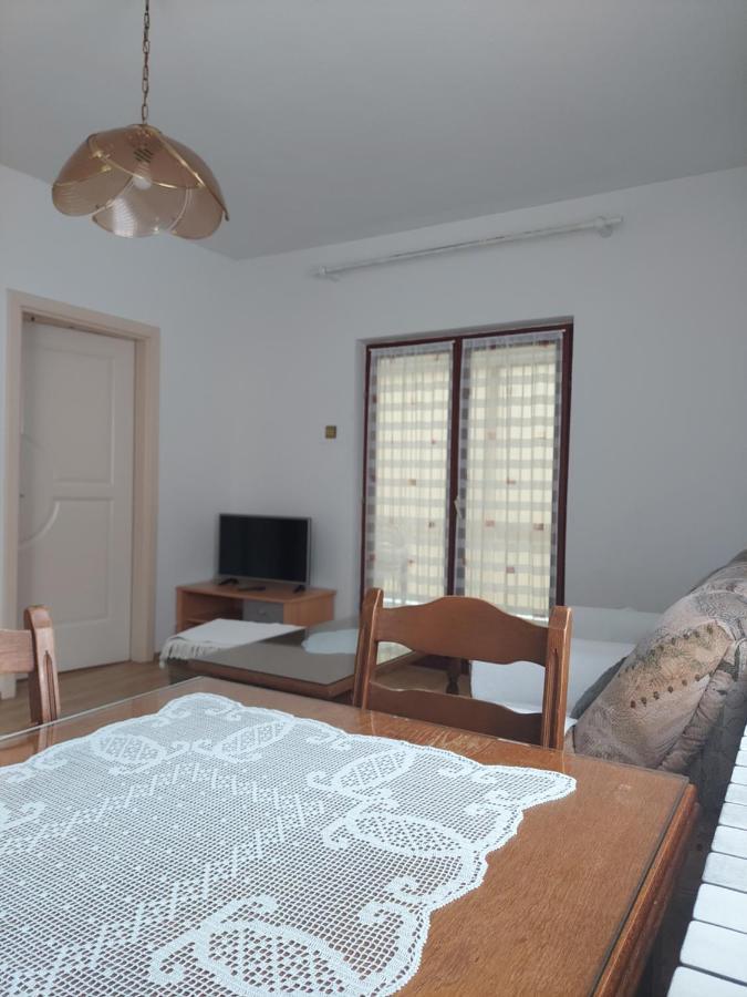 Prekounje Apartment Bihac Bagian luar foto