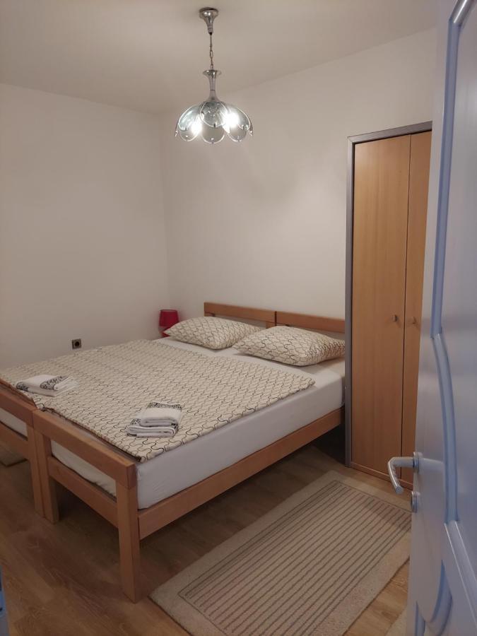 Prekounje Apartment Bihac Bagian luar foto