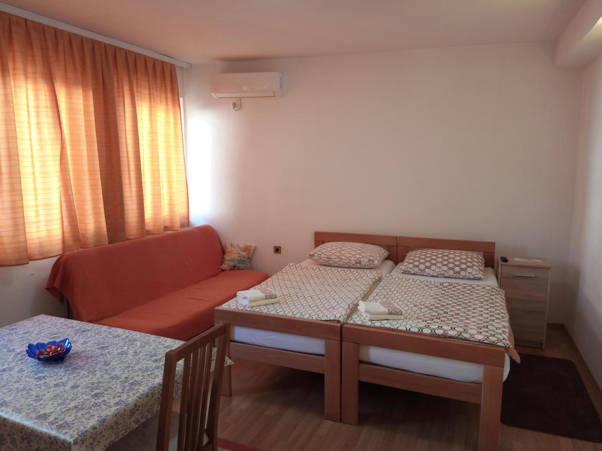Prekounje Apartment Bihac Bagian luar foto